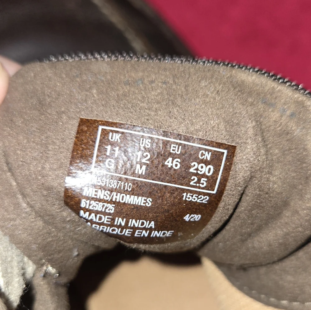 Clarks excellent light